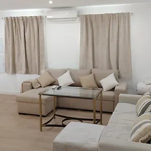 Apartamento Bonito, Centrico, Fresco Y Tranquilo En Santa Marina